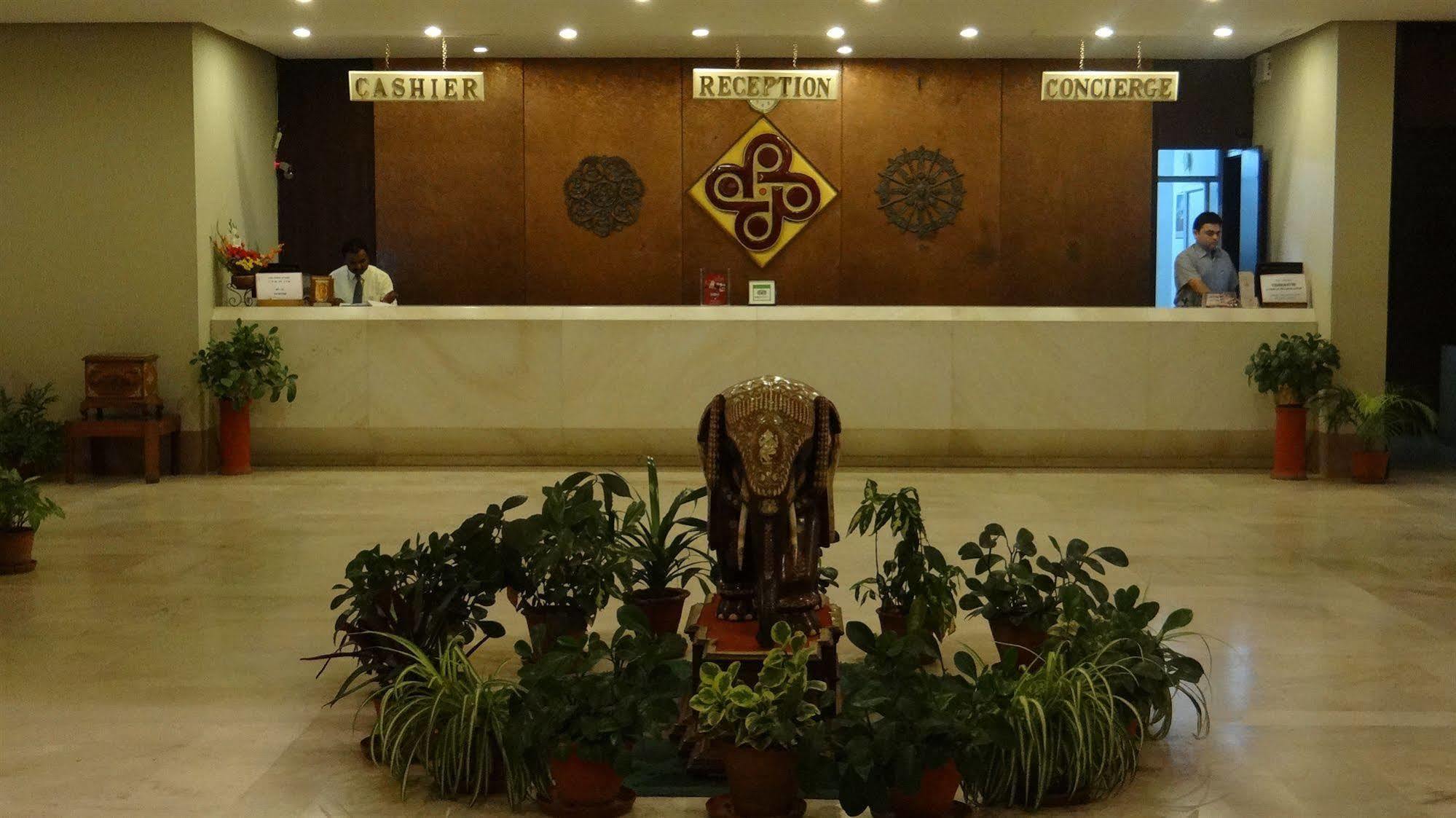 Hotel Paradise - Mysore Dasaprakash Group Extérieur photo