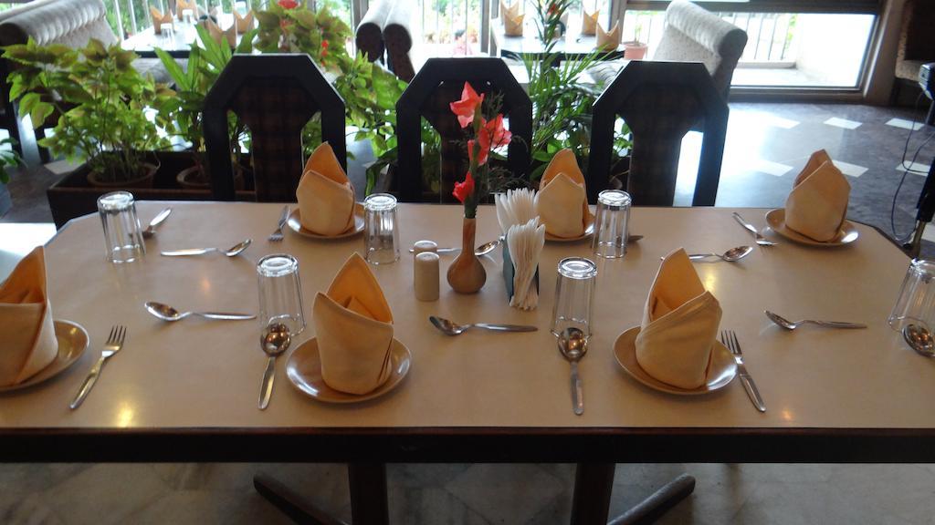 Hotel Paradise - Mysore Dasaprakash Group Extérieur photo